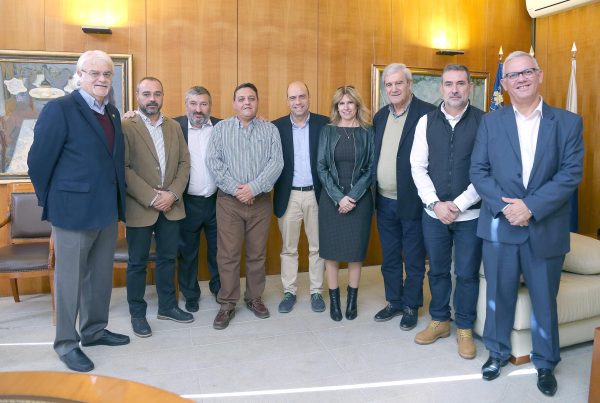 El alcalde de Alicante recibe a la nueva junta de la APDA