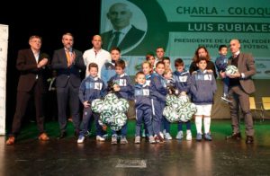 Luis Rubiales, en la charla coloquio de la APD Málaga