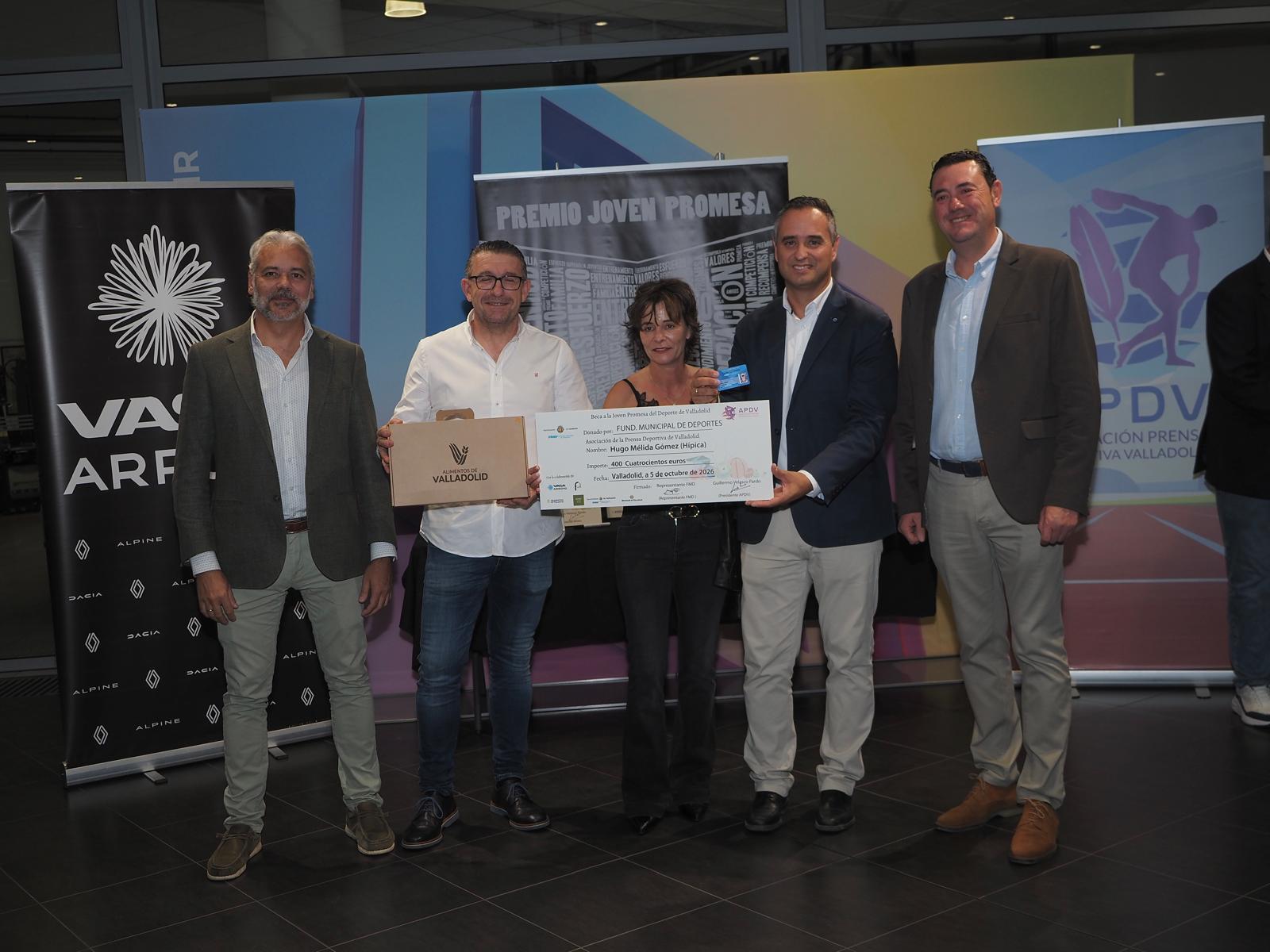 tercer premio Bravo, padres ed Hugo, Cesar Lopez y Javirr Gonzalez