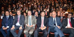 De izquierda a derecha, Óscar Graefenhain (director general de Deportes), Miguel Cardenal (presidente del Consejo Superior de Deportes), Íñigo Méndez de Vigo (ministro de Educación, Cultura y Deporte), Rafael Catalá (ministro de Justicia), Fernando Benzo (subsecretario del Ministerio de Educación, Cultura y Deporte) y José Canal (secretario general técnico del Ministerio de Educación, Cultura y Deporte).
