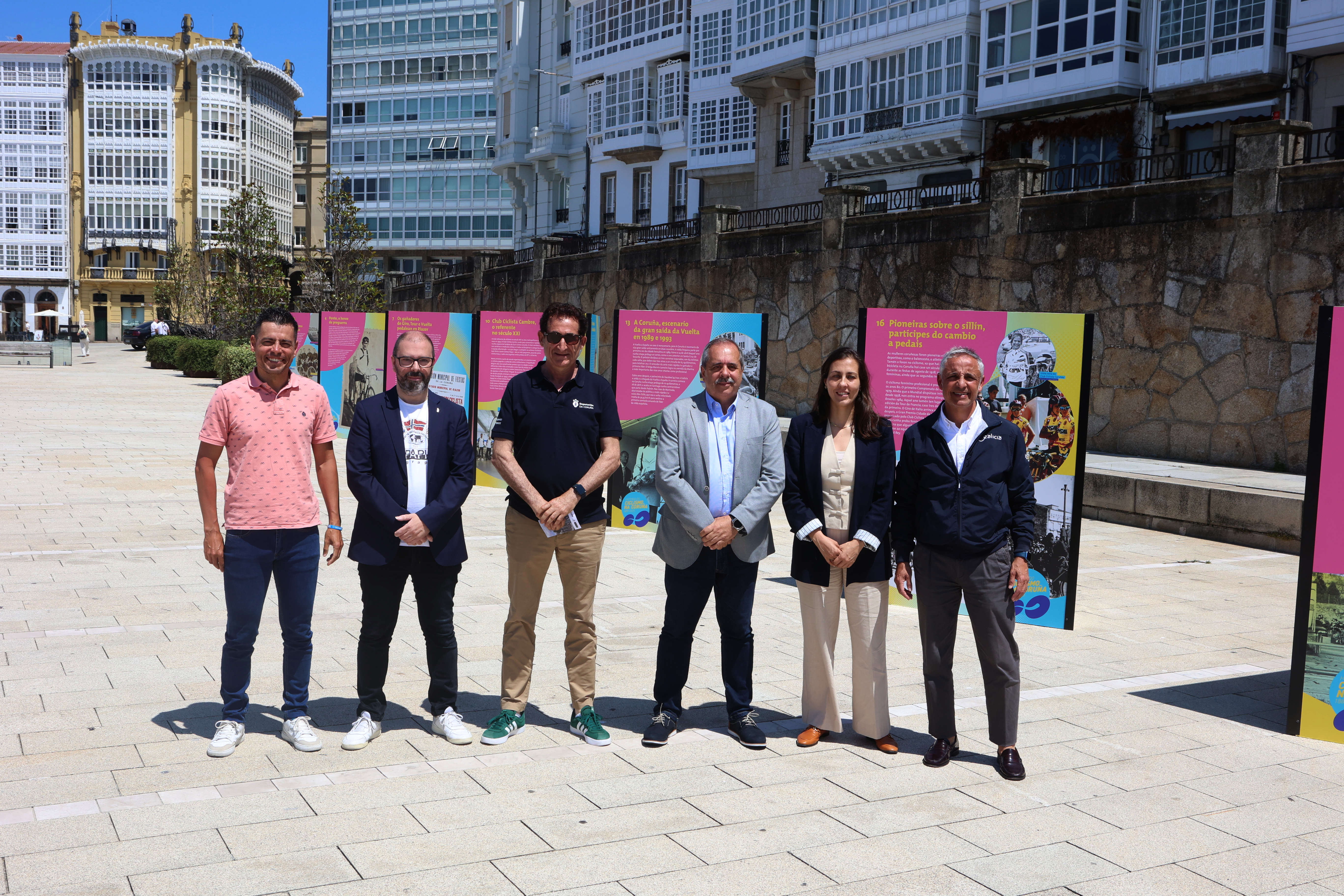 AGAXORDE impulsa una exposición que recorre la historia de la bicicleta en A Coruña
