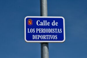 Placa que da nombre a nuestra profesión en una calle de Jaén